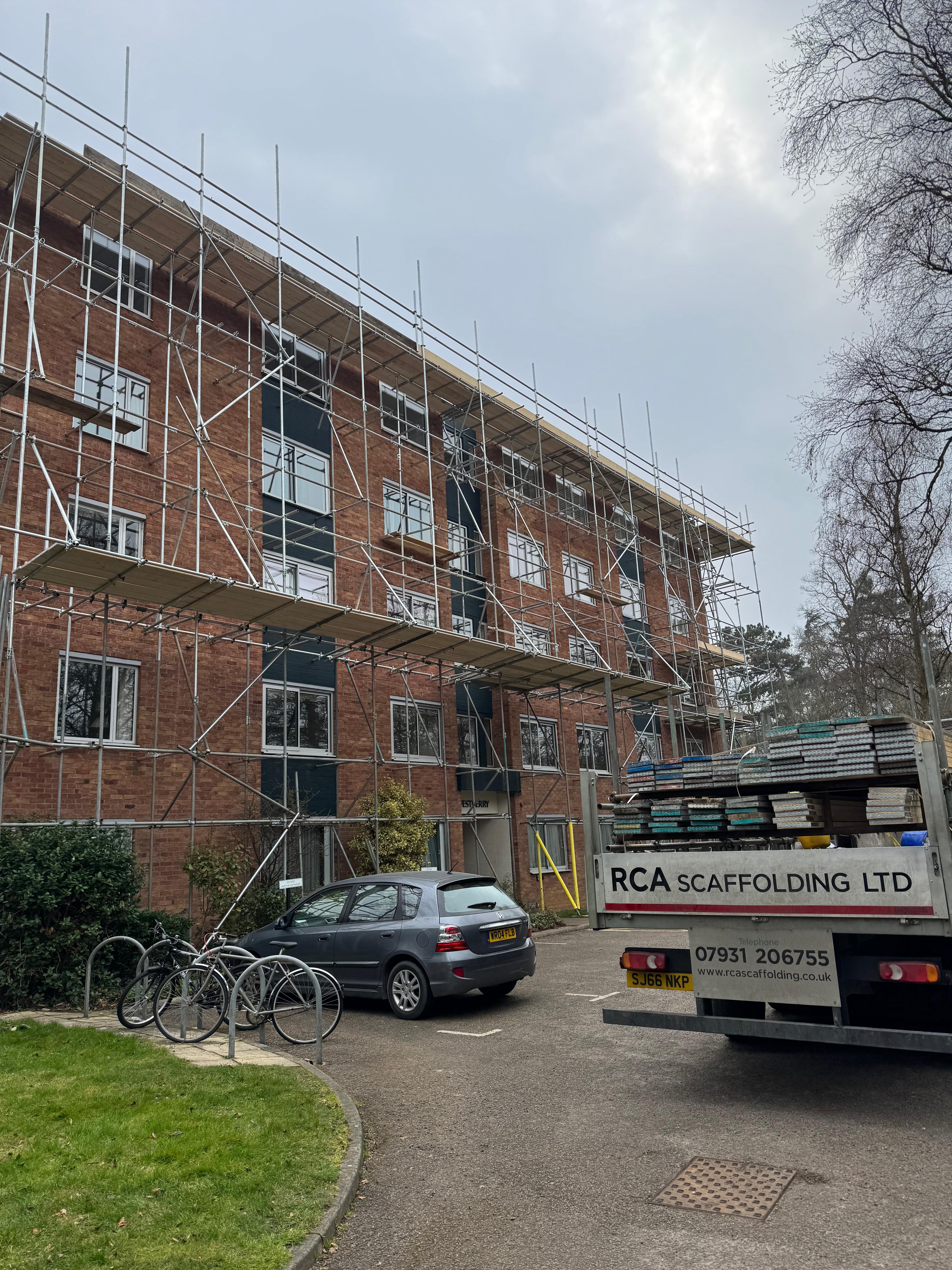 Professional Scaffolding For Roof Repairs Cambridge.Jpg